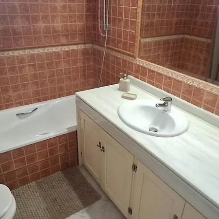 아파트 Seaview 2 Beds, La Colina Duquesa 마닐바
