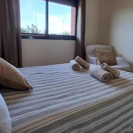 Seaview 2 Beds, La Colina Duquesa *