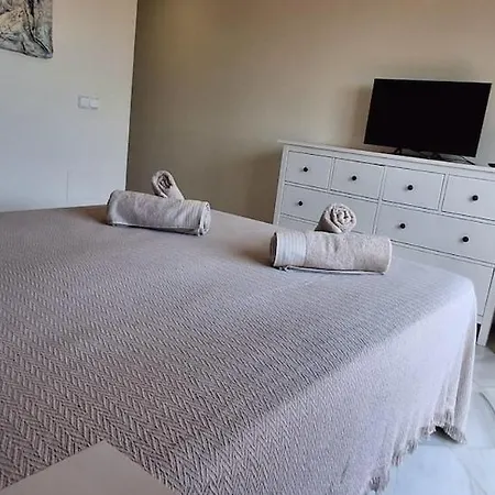 Apartment Seaview 2 Beds, La Colina Duquesa *