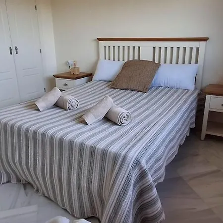 Seaview 2 Beds, La Colina Duquesa Apartment Manilva