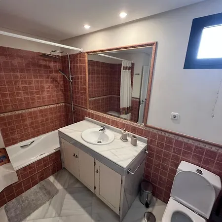Seaview 2 Beds, La Colina Duquesa *